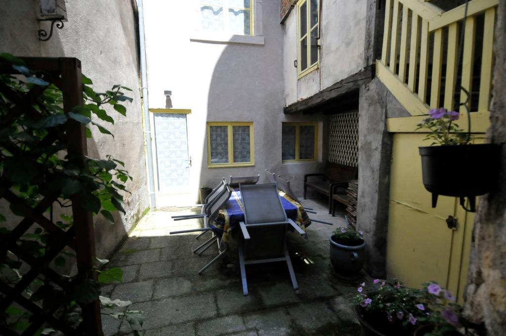 Le Passage Apartment La Charité-sur-Loire Екстериор снимка